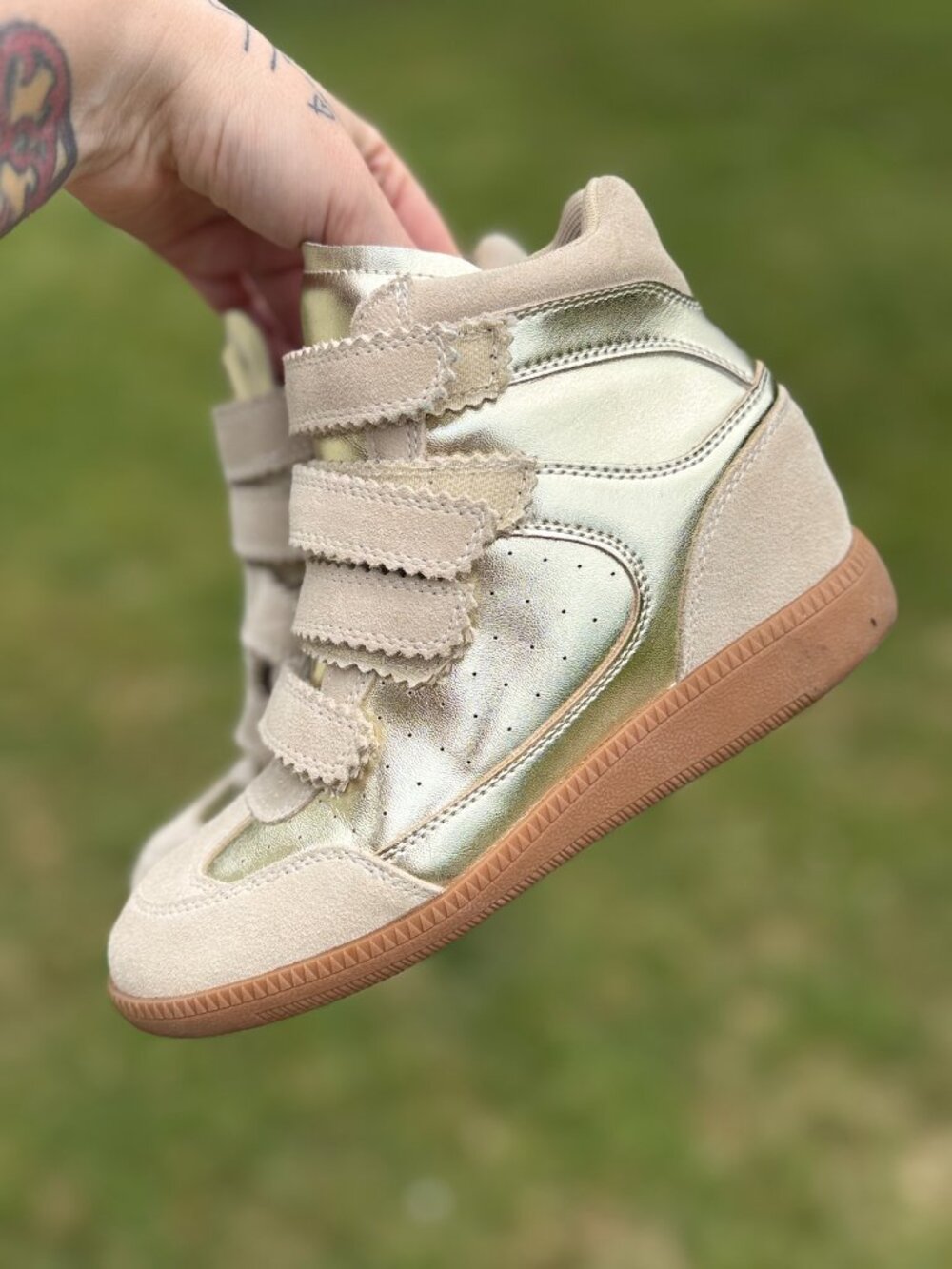 Gold Metallic Wedge Sneakers sz6 Y2K Glam Streetwear Velcro High Top 3587